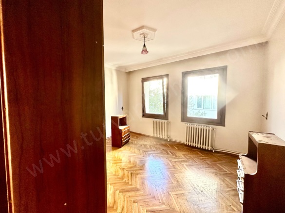 Bahçelievler Mah. Yalova Kiralık Daire |  3+1 Oda | 110M2 Aylık 16.000Tl | 3. Kat | Doğalgaz(Kombi) | 2 Banyo Resim-4