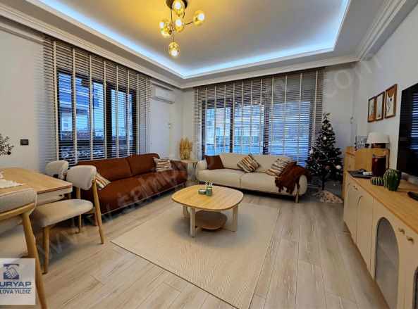 Çiftlikköy Çiftlik Mahallesinde Yüksek Tavanlı Satılık Daire 2+1