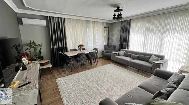 Yalova Merkez Dere Mahallesinde Geniş Ve Ferah 3+1 Orta Kat Satılık Daire