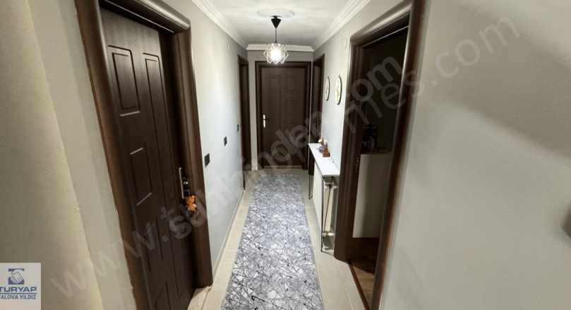 Yalova Merkez Dere Mahallesinde Geniş Ve Ferah 3+1 Orta Kat Satılık Daire