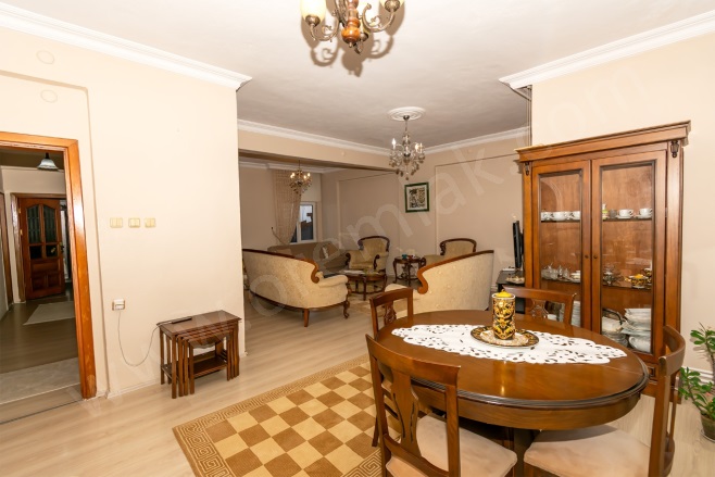 Selimiye Mah. Altınordu Satılık Daire |  3+2 Oda | 200M2 4.100.000Tl  Krediye Uygun  | Çatı Dubleksi | Doğalgaz(Kombi) | 2 Banyo | 3 Yatak Odası Resim-3