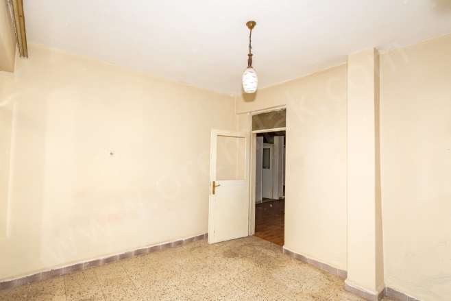 Bucak Mah. Altınordu Satılık Daire |  2+1 Oda | 110M2 2.100.000Tl  Krediye Uygun  | 1. Kat | Soba | 1 Banyo | 1 Yatak Odası Resim-4