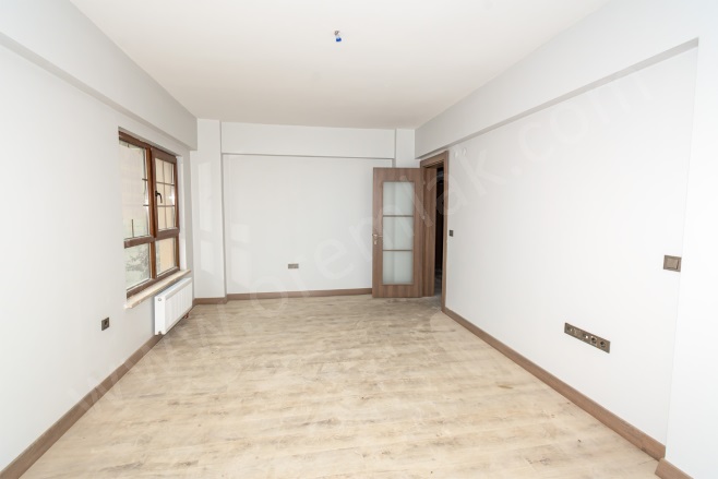 Kabadüz Mah. Kabadüz Kiralık Daire |  2+1 Oda | 86M2 Aylık 10.000Tl  Krediye Uygun  | Merkezi Isınma | 1 Banyo | 1 Yatak Odası Resim-4