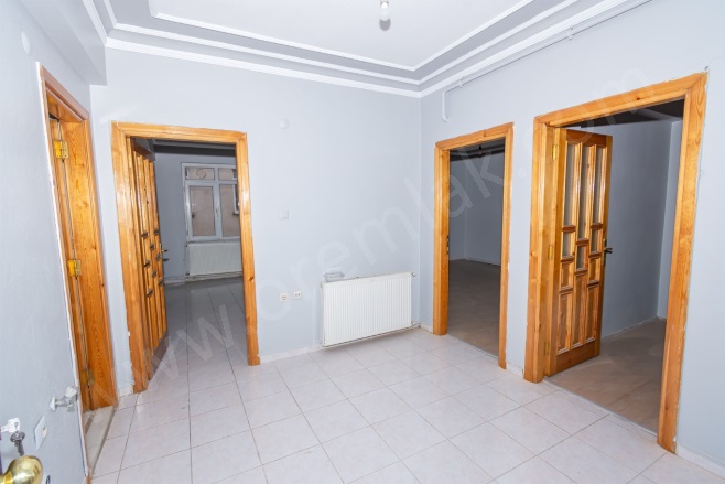 Yeni Mah. Altınordu Kiralık Daire |  2+1 Oda | 100M2 Aylık 14.500Tl | 3. Kat | Doğalgaz(Kombi) | 1 Banyo | 1 Yatak Odası Resim-2