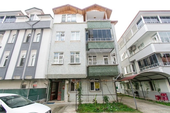 Akyazı Mah. Altınordu Kiralık Daire |  3+1 Oda | 120M2 Aylık 21.000Tl | Giriş Katı | Doğalgaz(Kombi) | 1 Banyo | 1 Yatak Odası Resim-1