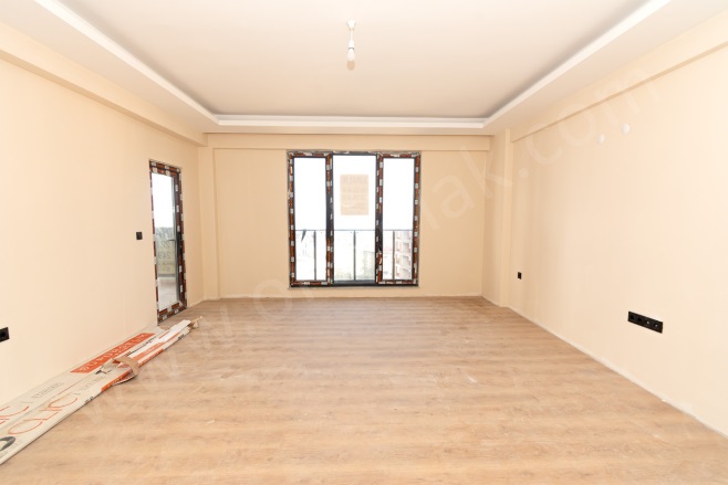 Bucak Mah. Altınordu Kiralık Daire |  3+1 Oda | 145M2 Aylık 25.000Tl | 6. Kat | Yerden Isıtma | 2 Banyo | 1 Yatak Odası Resim-4