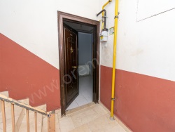 Altınordu Yeni Mah. Kiralık Daire 2+1 100 M2 | 3. Kat | Doğalgaz(Kombi) | 1 Banyo | 1 Yatak Odası