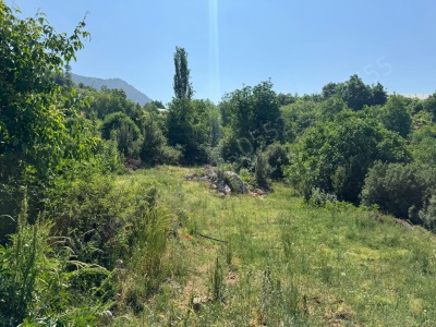 Toroslar Değnek Yaylasında Satılık Bahçe 2230 M² Tek Tapulu Arazi – Manzaralı Yatırıma Uygun Mah