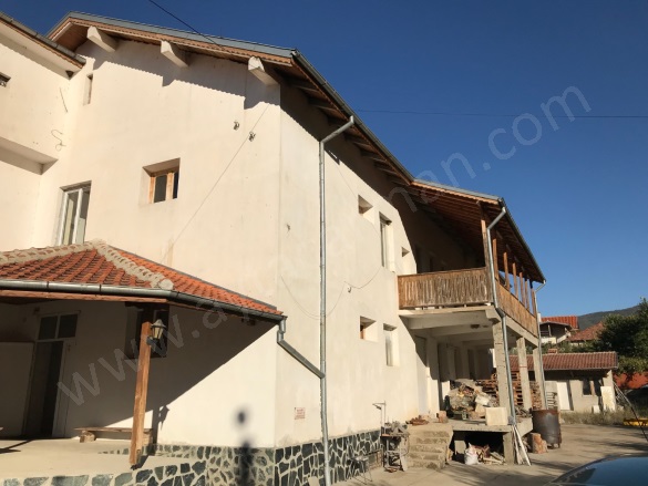 Kolarovo  Petrich  Satılık Fabrika |  1800M2 450.000€ | Klima | 2 Banyo Resim-3
