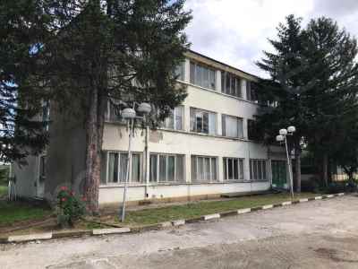 Factory For Sale in  Bulgaria, Vratsa, Byala Slatina, Byala Slatina , 1 Room, 91000 m2