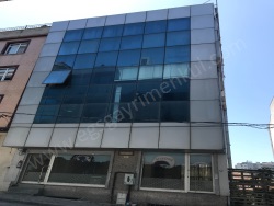 Bağcılar Mahmutbey Mah. Satılık İşyeri 2+1 550 M2 | Komple Bina | Doğalgaz(Kombi) | 1 Banyo