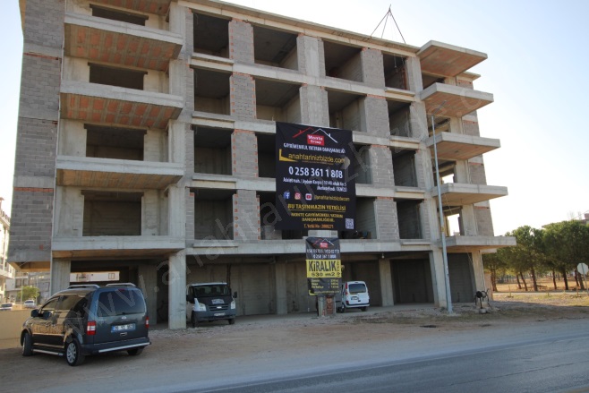 Karahasanlı Mah. Denizli Kiralık İşyeri |  1 Oda | 650M2 Aylık 40.000Tl | Zemin Kat Resim-3