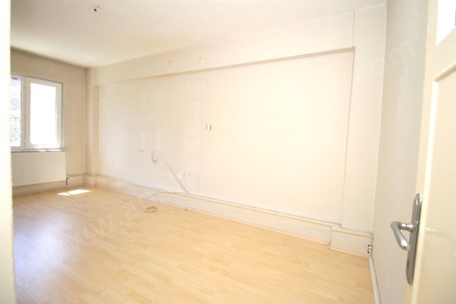 Kuşpınar Mah. Pamukkale Kiralık Daire |  3+1 Oda | 150M2 Aylık 8.000Tl | 2. Kat | 1 Banyo | 1 Yatak Odası Resim-2