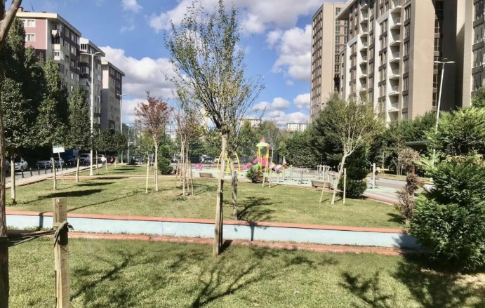 Tozkoparan Mah. Güngören Satılık İkinci El Daireler |  3+1 Oda | 160M2 371.000$  Krediye Uygun  | 1. Kat | Doğalgaz(Kombi) | 1 Banyo | 3 Yatak Odası Resim-4