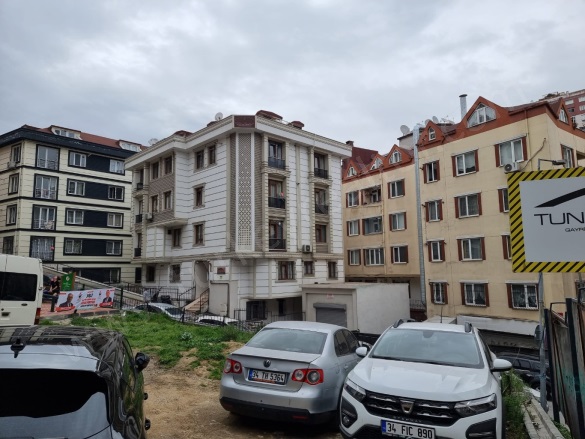 Mecidiyeköy Mah. Şişli Satılık İkinci El Daireler |  2+1 Oda | 80M2 170.000$  Krediye Uygun  | 1. Kat | Doğalgaz(Kombi) | 1 Banyo | 2 Yatak Odası Resim-2