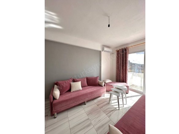 ...  Shkembi İ Kavajes Satılık Daire |  1+1 Oda | 65M2 70.000$ | 9. Kat | Klima | 1 Banyo | 1 Yatak Odası Resim-3