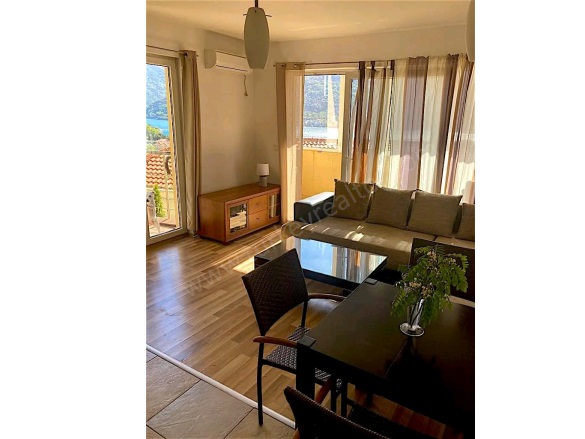 ... Kamenari Satılık İkinci El Daireler |  1+1 Oda | 48M2 110.300$ | Soba Resim-4