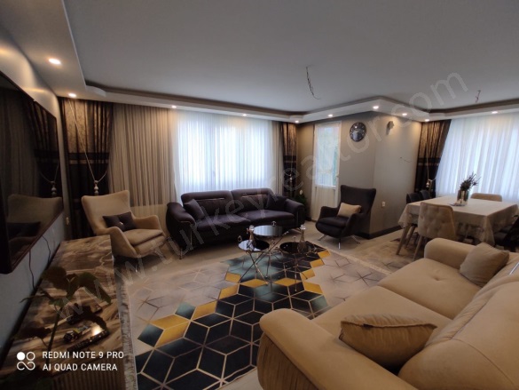 Adnan Kahveci Mah. Beylikdüzü Satılık İkinci El Daireler |  3+1 Oda | 165M2 140.000$  Krediye Uygun  | 3. Kat | Doğalgaz(Kombi) | 2 Banyo | 3 Yatak Odası Resim-4