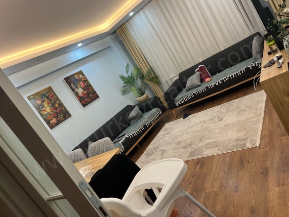 Halıcıoğlu Mah. Beyoğlu Satılık İkinci El Daireler |  2+1 Oda | 95M2 175.000$  Krediye Uygun  | 1. Kat | Kat Kaloriferi | 1 Banyo | 2 Yatak Odası Resim-3