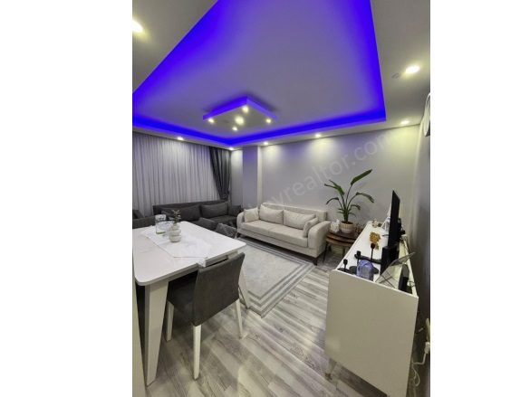 Fatih Mah. Esenyurt Satılık İkinci El Daireler |  2+1 Oda | 95M2 65.000$  Krediye Uygun  | 1. Kat | Doğalgaz(Kombi) | 1 Banyo | 2 Yatak Odası Resim-1