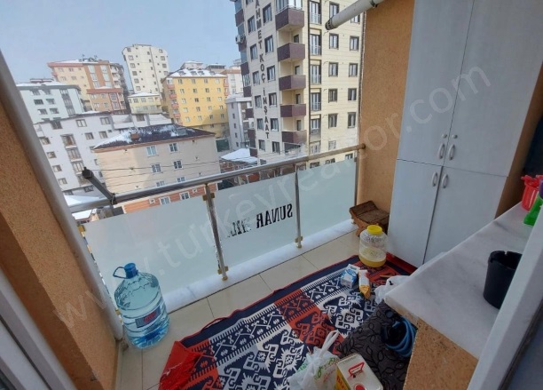 Ahmet Yesevi Mah. Pendik Satılık İkinci El Daireler |  2+1 Oda | 115M2 112.000$  Krediye Uygun  | 4. Kat | Doğalgaz(Kombi) | 2 Banyo | 2 Yatak Odası Resim-1