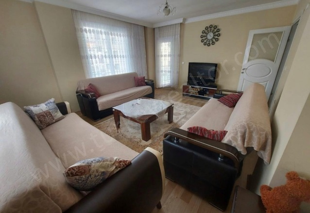 Ahmet Yesevi Mah. Pendik Satılık İkinci El Daireler |  2+1 Oda | 115M2 112.000$  Krediye Uygun  | 4. Kat | Doğalgaz(Kombi) | 2 Banyo | 2 Yatak Odası Resim-2