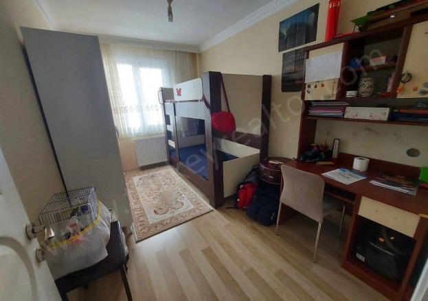 Ahmet Yesevi Mah. Pendik Satılık İkinci El Daireler |  2+1 Oda | 115M2 112.000$  Krediye Uygun  | 4. Kat | Doğalgaz(Kombi) | 2 Banyo | 2 Yatak Odası Resim-5