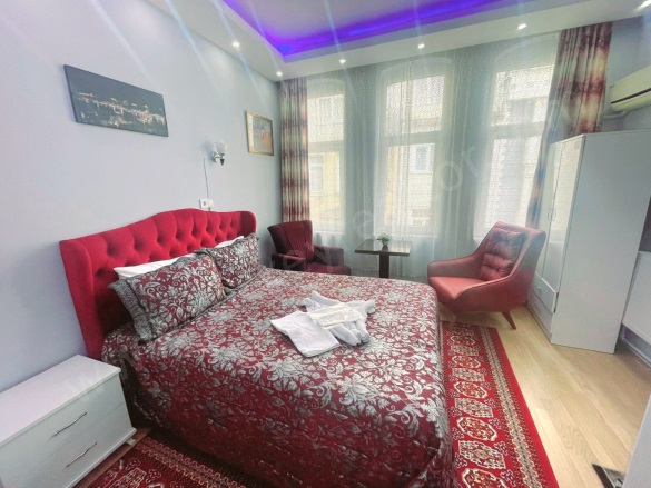 Şehsuvar Bey Mah. Fatih Satılık Otel |  210M2 1.000.000$ Resim-3