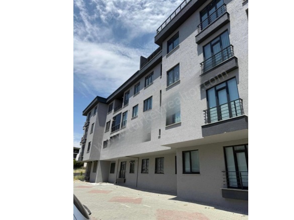 Selimpaşa Mah. Silivri Satılık İkinci El Daireler |  2+1 Oda | 70M2 91.000$  Krediye Uygun  | Yüksek Giriş | Doğalgaz(Kombi) Resim-3