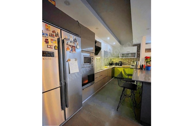 Halil Rıfat Paşa Mah. Şişli Satılık İkinci El Daireler |  2.5+1 Oda | 200M2 465.000$  Krediye Uygun  | Bahçe Katı | Doğalgaz(Kombi) | 2 Banyo | 2 Yatak Odası Resim-5