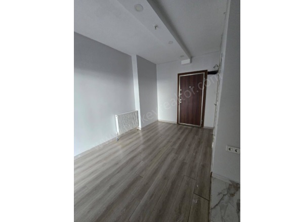 Mimar Sinan Mah. Silivri Satılık İkinci El Daireler |  1+1 Oda | 50M2 45.000$  Krediye Uygun  | 6. Kat | Merkezi Isınma(Pay Ölçer) | 1 Banyo | 1 Yatak Odası Resim-4