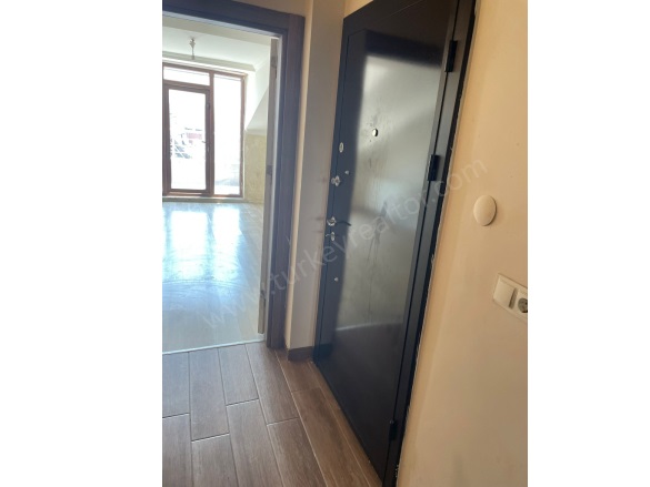 Merkez Mah. Eyüpsultan Satılık İkinci El Daireler |  2+2 Oda | 165M2 178.000$  Krediye Uygun  | 3. Kat | Doğalgaz(Kombi) | 2 Banyo | 2 Yatak Odası Resim-4