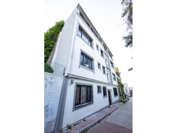 Balat Mah. Fatih Satılık Bina |  5+3 Oda | 48M2 1.200.000$  Krediye Uygun  | Klima | 4 Banyo | 4 Yatak Odası Resim-2
