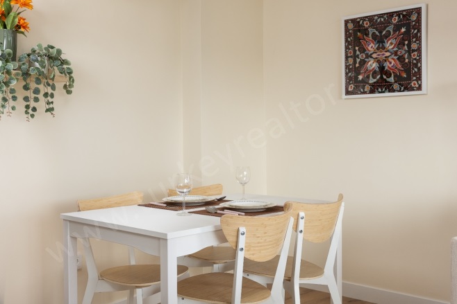 Balat Mah. Fatih Satılık Bina |  5+3 Oda | 48M2 1.200.000$  Krediye Uygun  | Klima | 4 Banyo | 4 Yatak Odası Resim-5