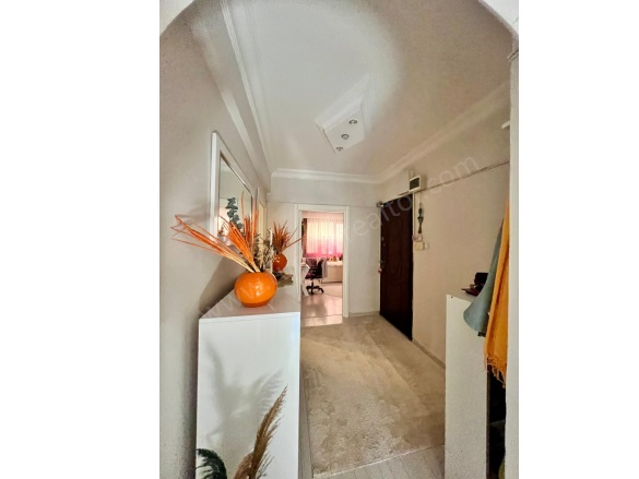 Firuzağa Mah. Beyoğlu Satılık İkinci El Daireler |  2+1 Oda | 135M2 227.500$  Krediye Uygun  | Yüksek Giriş | Doğalgaz(Kombi) | 2 Banyo | 2 Yatak Odası Resim-4