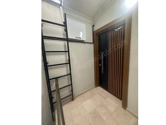 Akşemsettin Mah. Eyüpsultan Satılık İkinci El Daireler |  4+1 Oda | 185M2 220.000$  Krediye Uygun  | 3. Kat | Doğalgaz(Kombi) | 2 Banyo | 4 Yatak Odası Resim-2