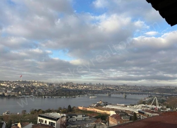 Keçeci Piri Mah. Beyoğlu Satılık İkinci El Daireler |  2+1 Oda | 85M2 175.000$  Krediye Uygun  | 3. Kat | 1 Banyo | 2 Yatak Odası Resim-2