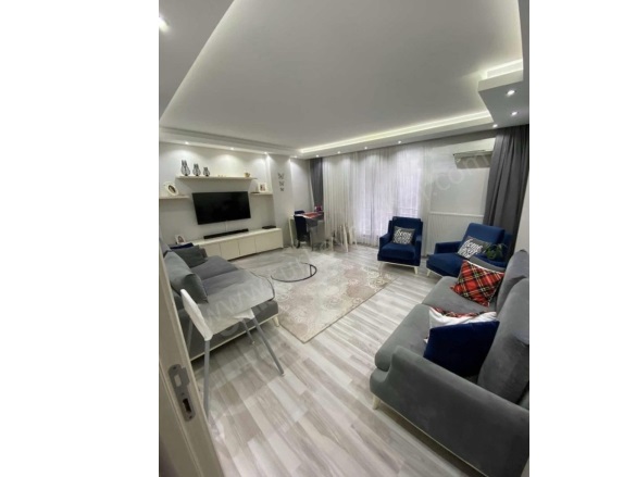 Paşa Mah. Şişli Satılık İkinci El Daireler |  2+1 Oda | 100M2 150.000$  Krediye Uygun  | 3. Kat | Doğalgaz(Kombi) | 1 Banyo | 2 Yatak Odası Resim-1