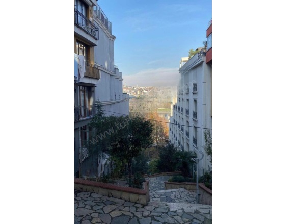 Sütlüce Mah. Beyoğlu Satılık İkinci El Daireler |  2+1 Oda | 98M2 180.000$  Krediye Uygun  | Yüksek Giriş | Doğalgaz(Kombi) | 1 Banyo | 2 Yatak Odası Resim-2