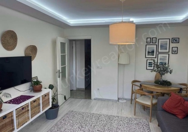 Düğmeciler Mah. Eyüpsultan Satılık İkinci El Daireler |  2+1 Oda | 95M2 208.000$  Krediye Uygun  Eşyalı  | 3. Kat | Doğalgaz(Kombi) | 1 Banyo | 2 Yatak Odası Resim-2