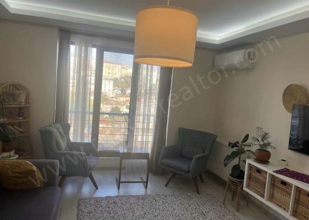 Düğmeciler Mah. Eyüpsultan Satılık İkinci El Daireler |  2+1 Oda | 95M2 208.000$  Krediye Uygun  Eşyalı  | 3. Kat | Doğalgaz(Kombi) | 1 Banyo | 2 Yatak Odası Resim-4