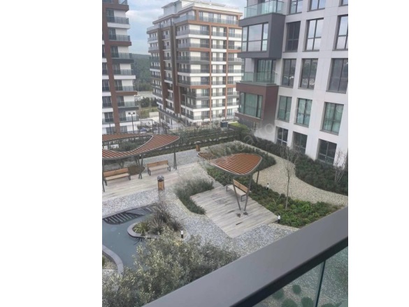 Hamidiye Mah. Kağıthane Satılık Daire |  2+1 Oda | 156M2 353.500$  Krediye Uygun  | Giriş Katı | Merkezi Isınma(Pay Ölçer) | 2 Banyo | 2 Yatak Odası Resim-4