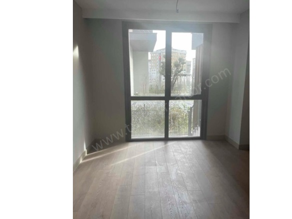 Hamidiye Mah. Kağıthane Satılık Daire |  2+1 Oda | 156M2 353.500$  Krediye Uygun  | Giriş Katı | Merkezi Isınma(Pay Ölçer) | 2 Banyo | 2 Yatak Odası Resim-5
