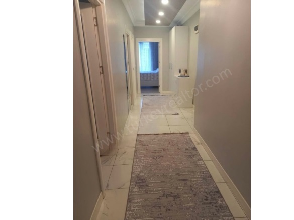 Adnan Kahveci Mah. Beylikdüzü Satılık İkinci El Daireler |  2+1 Oda | 110M2 144.500$  Krediye Uygun  | 3. Kat | Doğalgaz(Kombi) | 2 Banyo | 2 Yatak Odası Resim-3