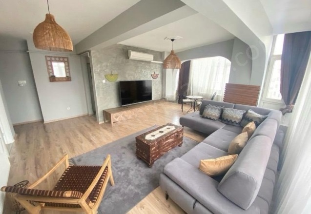 Firuzağa Mah. Beyoğlu Satılık İkinci El Daireler |  1+1 Oda | 70M2 206.000$  Krediye Uygun  | 4. Kat | Doğalgaz(Kombi) | 1 Banyo | 1 Yatak Odası Resim-5