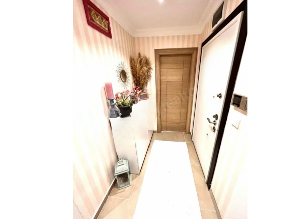 Adnan Kahveci Mah. Beylikdüzü Satılık İkinci El Daireler |  2+1 Oda | 114M2 160.000$  Krediye Uygun  | 3. Kat | Merkezi Isınma(Pay Ölçer) | 2 Banyo | 2 Yatak Odası Resim-2