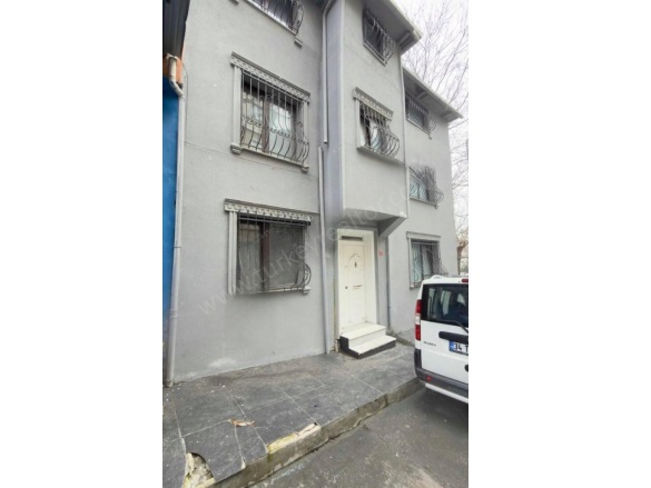 Yenişehir Mah. Beyoğlu Satılık Bina |  8+ Oda | 220M2 447.500$ | Klima | 4 Banyo | 4 Yatak Odası Resim-3