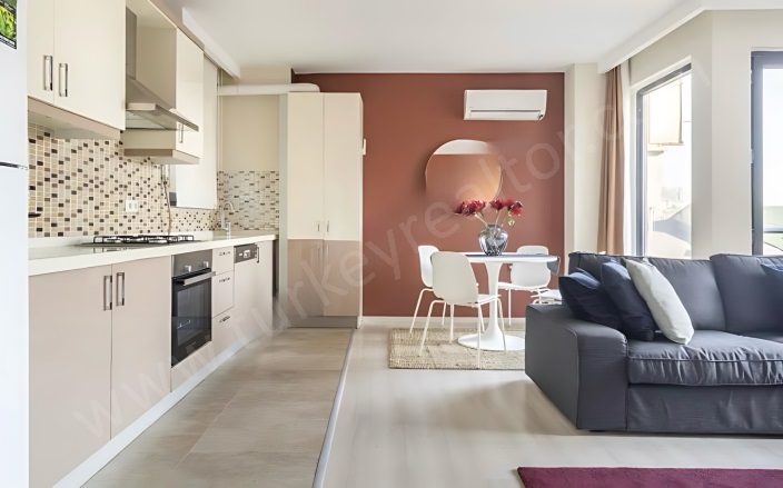 Tomtom Mah. Beyoğlu Satılık İkinci El Daireler |  2+1 Oda | 100M2 328.500$  Krediye Uygun  | 2. Kat | Doğalgaz(Kombi) | 1 Banyo | 2 Yatak Odası Resim-4