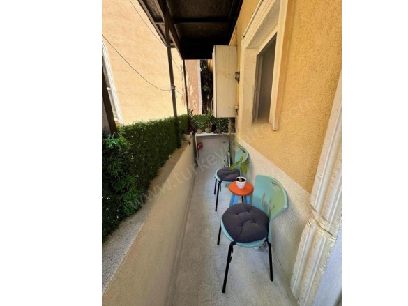 Tomtom Mah. Beyoğlu Satılık İkinci El Daireler |  2+1 Oda | 95M2 190.500$  Krediye Uygun  | 3. Kat | Doğalgaz(Kombi) | 1 Banyo | 2 Yatak Odası Resim-4