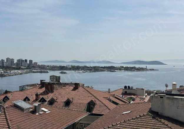 istanbulda Lüks Deniz Manzaralı Dubleks Daire Satılık ikinci El Daireler – 270 M² Özel Garaj Moda Kadıköy 5+2 Caferağa Mah